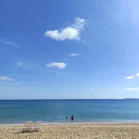 Apartment Avec Terrasse Proche Plages *